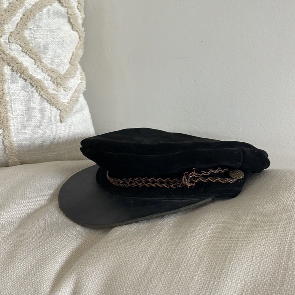 Vegan leather Brixton Fiddlers hat size small / 7 / 56cm in black